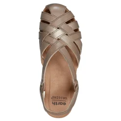 Sale Earth Shoes Berri Woven Casual Round Toe Slip-on Sandals Taupe