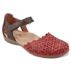 Hot Earth Shoes Bronnie Casual Slip-On Perforated Sandals Medium Red
