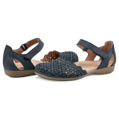 Clearance Earth Shoes Bronnie Casual Slip-On Perforated Sandals Navy