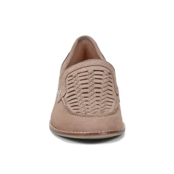 Discount Earth Shoes Elona Casual Slip-on Round Toe Loafers Taupe