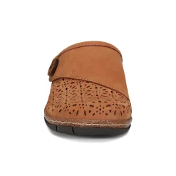 Earth Shoes Erinn Round Toe Casual Slip-on Flat Clogs Medium Natural