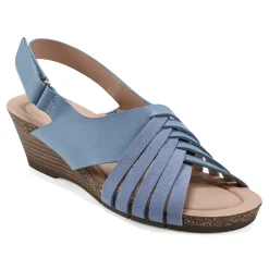 New Earth Shoes Hartie Round Toe Stacked Heel Dress Sandals