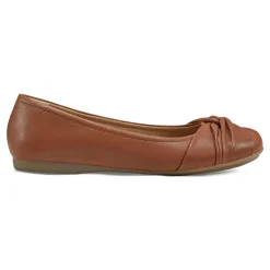 Earth Shoes Jacci Lightweight Round Toe Slip-on Dress Flats Medium Brown