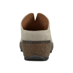 Online Earth Shoes Kolia Round Toe Slip-on Casual Clogs Brown